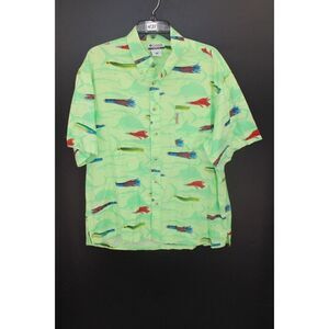 COLUMBIA GREEN SHORT SLEEVE FISHING LURES BUTTON FRONT L CAMP SHIRT